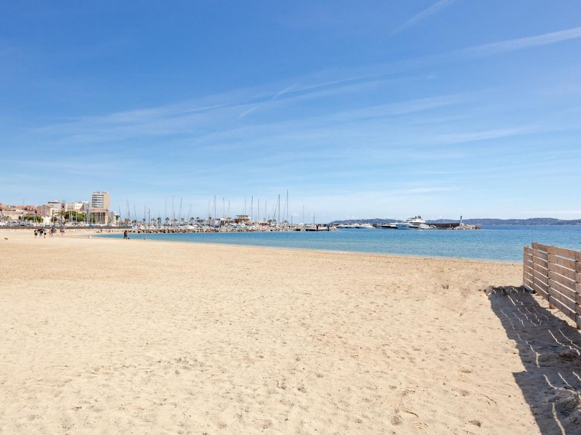 Holiday Home Les Agasses By Interhome Sainte-Maxime Esterno foto